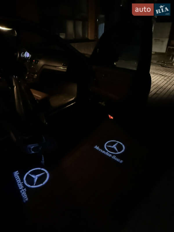 Седан Mercedes-Benz C-Class 2007 в Киеве