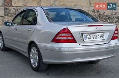 Седан Mercedes-Benz C-Class 2004 в Тернополі