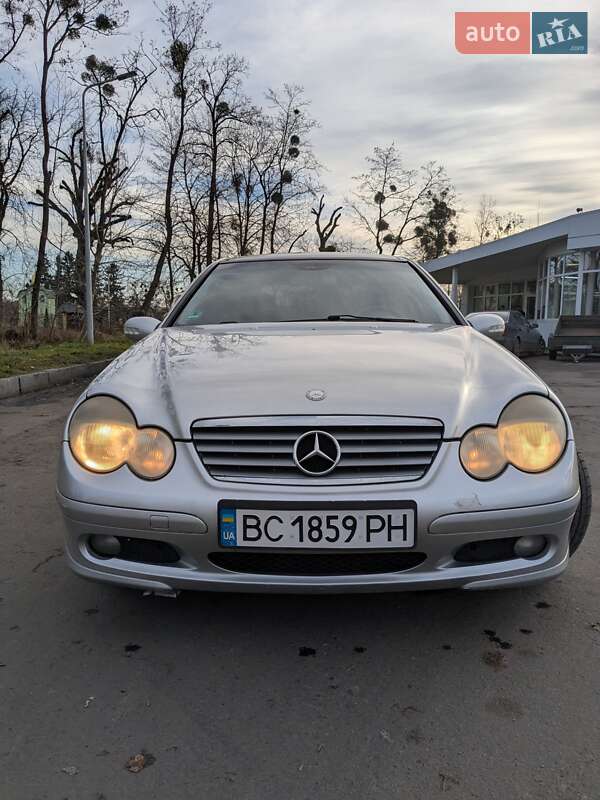 Купе Mercedes-Benz C-Class 2002 в Львове