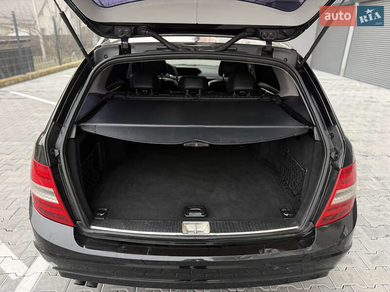 Универсал Mercedes-Benz C-Class 2012 в Хмельницком