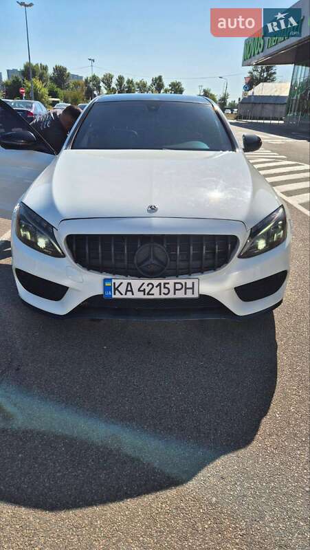 Седан Mercedes-Benz C-Class 2015 в Киеве