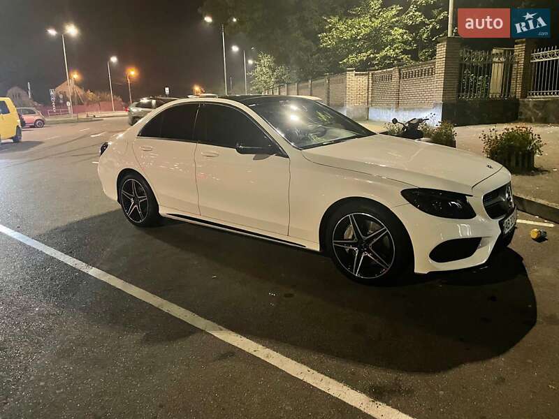 Mercedes-Benz C-Class 2015