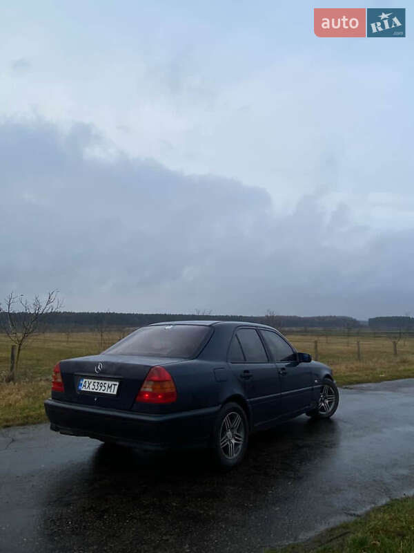 Седан Mercedes-Benz C-Class 1994 в Шептицькому