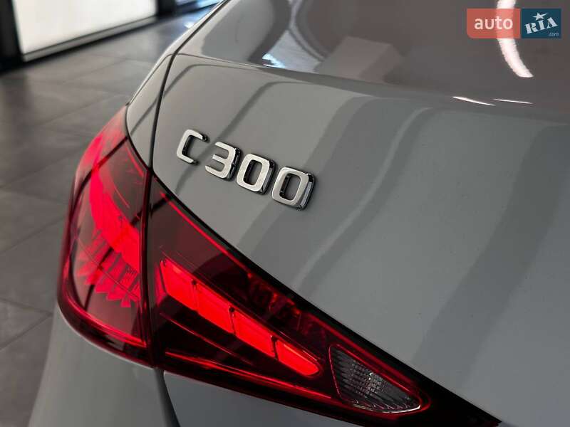 Седан Mercedes-Benz C-Class 2021 в Львове