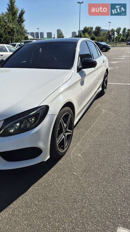 Седан Mercedes-Benz C-Class 2015 в Киеве