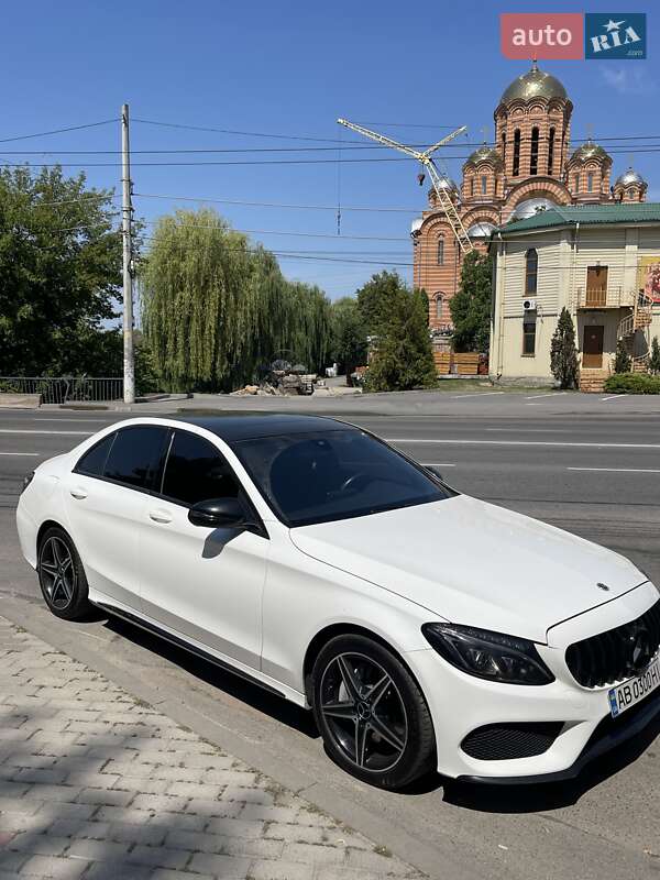 Седан Mercedes-Benz C-Class 2015 в Киеве