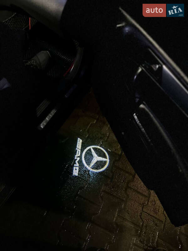 Седан Mercedes-Benz C-Class 2002 в Уторопах