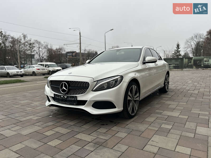 Mercedes-Benz C-Class 2015