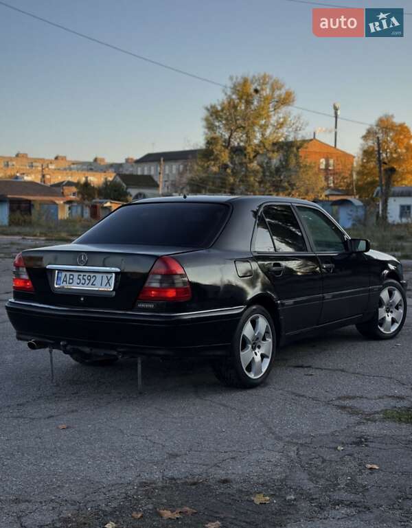 Mercedes-Benz C-Class 1995