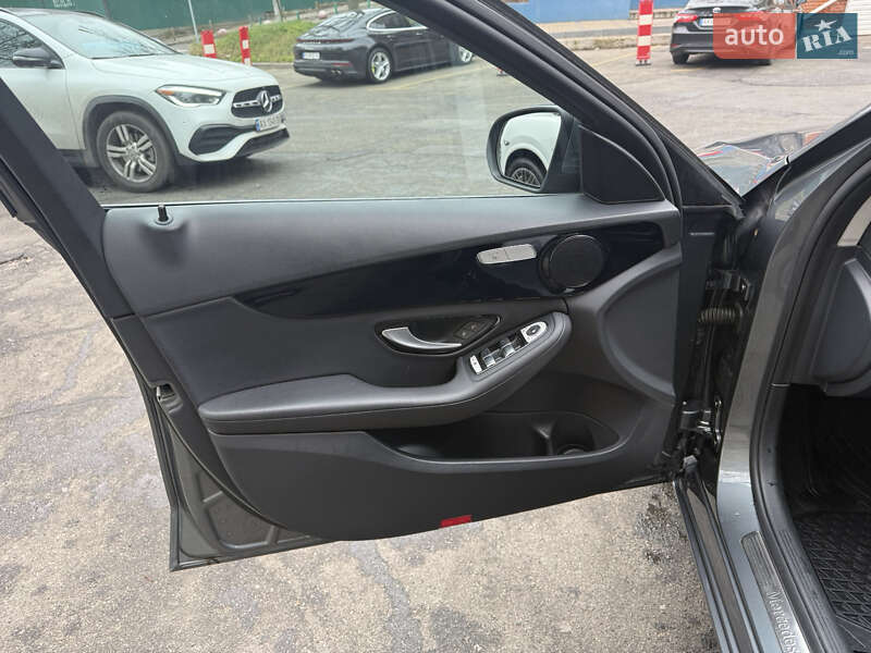 Седан Mercedes-Benz C-Class 2017 в Києві фото 15 Седан Mercedes-Benz C-Class 2017 в Києві