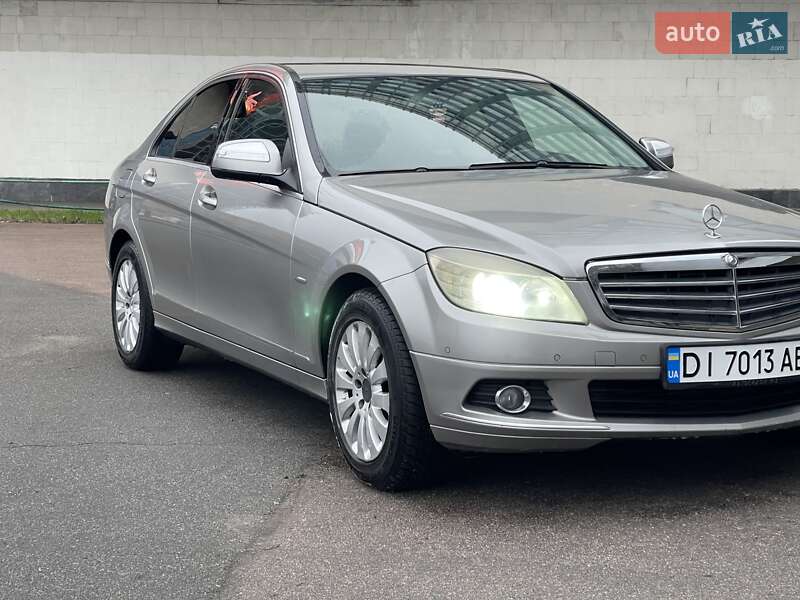 Mercedes-Benz C-Class 2008
