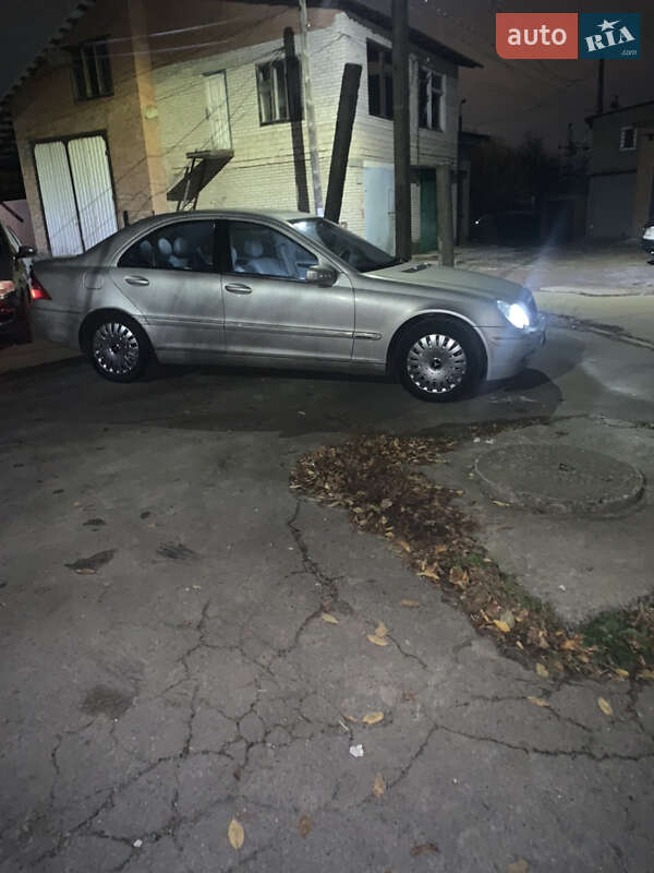 Седан Mercedes-Benz C-Class 2000 в Виннице фото 11 Седан Mercedes-Benz C-Class 2000 в Виннице