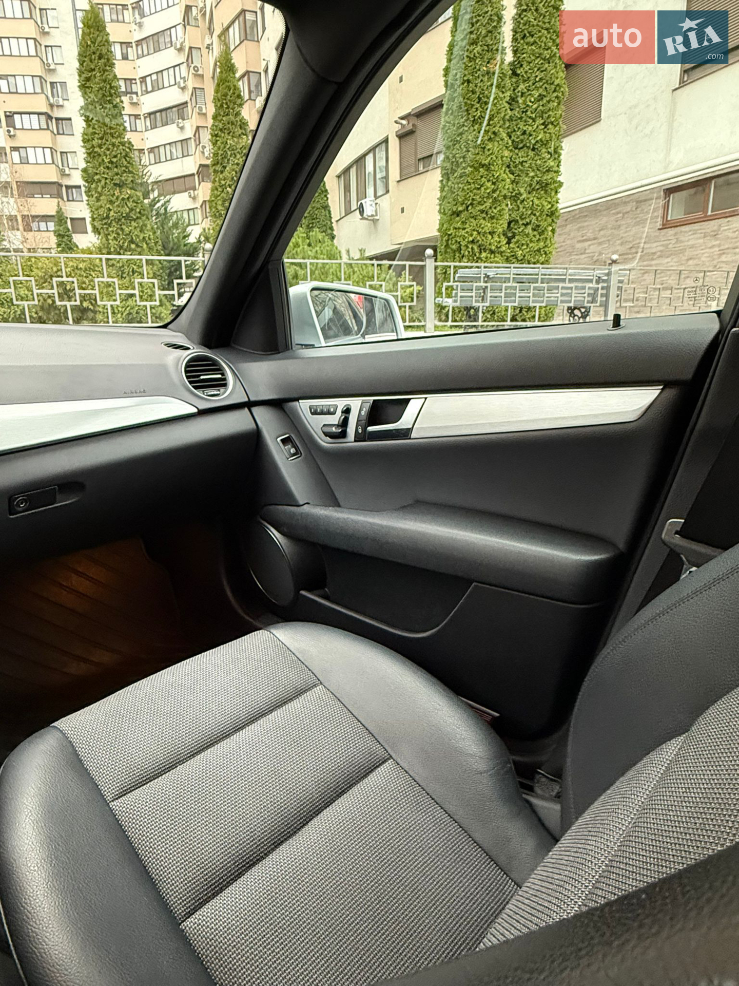 Mercedes-Benz C-Class 2012 VIN WDD2040471A697694 фото оголошення 22 з 38