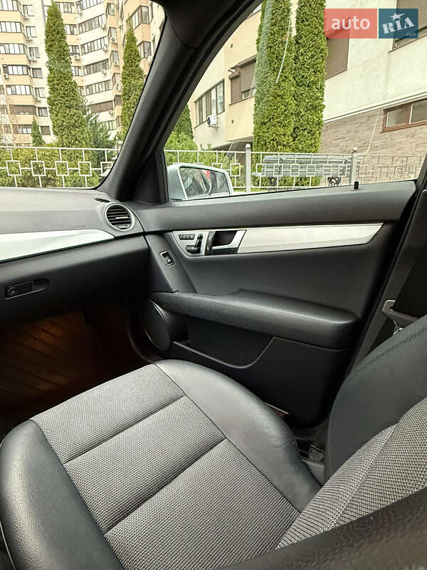 Седан Mercedes-Benz C-Class 2012 в Одесі