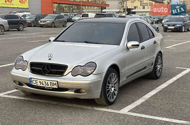 Седан Mercedes-Benz C-Class 2003 в Черновцах