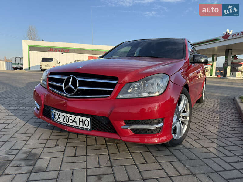 Mercedes-Benz C-Class 2011