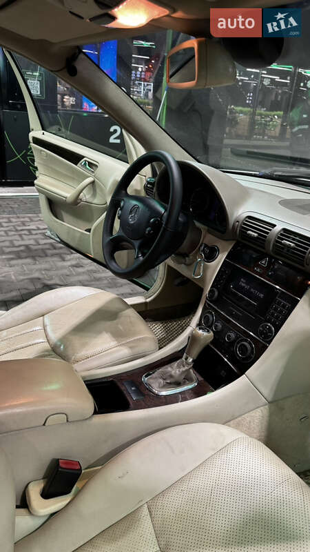Універсал Mercedes-Benz C-Class 2004 в Одесі