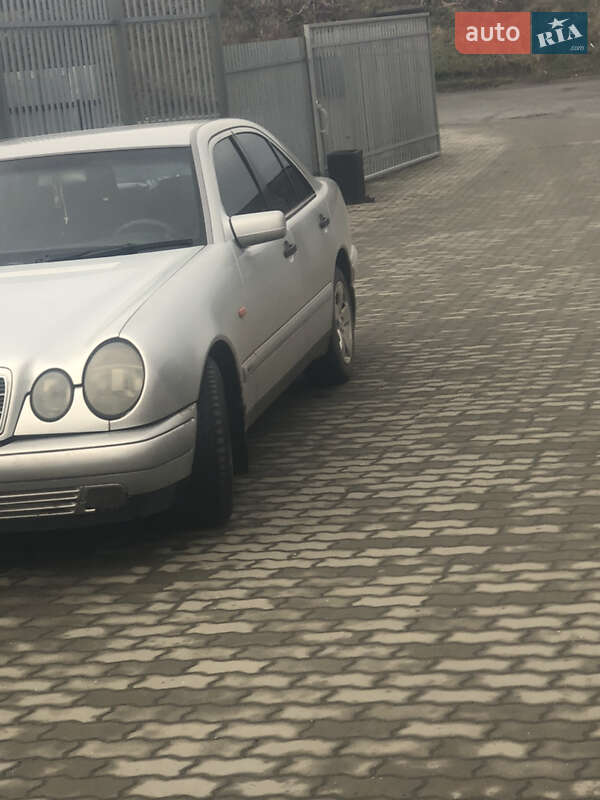 Седан Mercedes-Benz C-Class 1999 в Рокитном