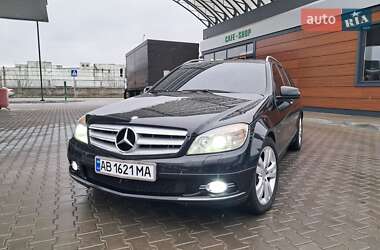 Універсал Mercedes-Benz C-Class 2010 в Могилів-Подільському