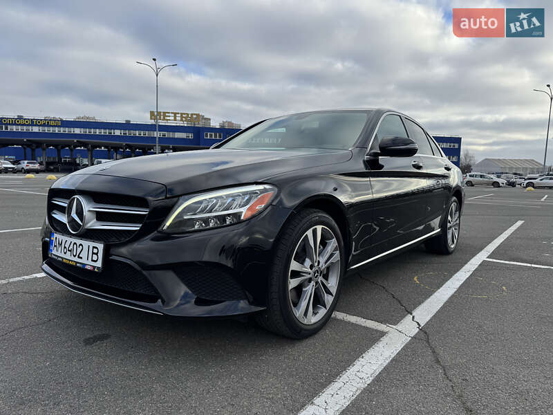 Седан Mercedes-Benz C-Class 2019 в Києві