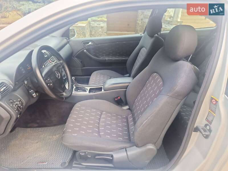 Купе Mercedes-Benz C-Class 2003 в Кропивницькому