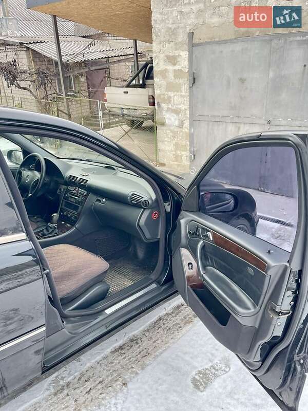 Седан Mercedes-Benz C-Class 2003 в Каменском фото 8 Седан Mercedes-Benz C-Class 2003 в Каменском
