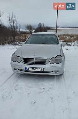 Седан Mercedes-Benz C-Class 2000 в Полтаве