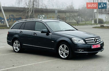 Універсал Mercedes-Benz C-Class 2009 в Здолбуніві