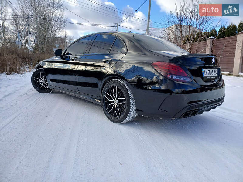 Седан Mercedes-Benz C-Class 2015 в Києві фото 27 Седан Mercedes-Benz C-Class 2015 в Києві