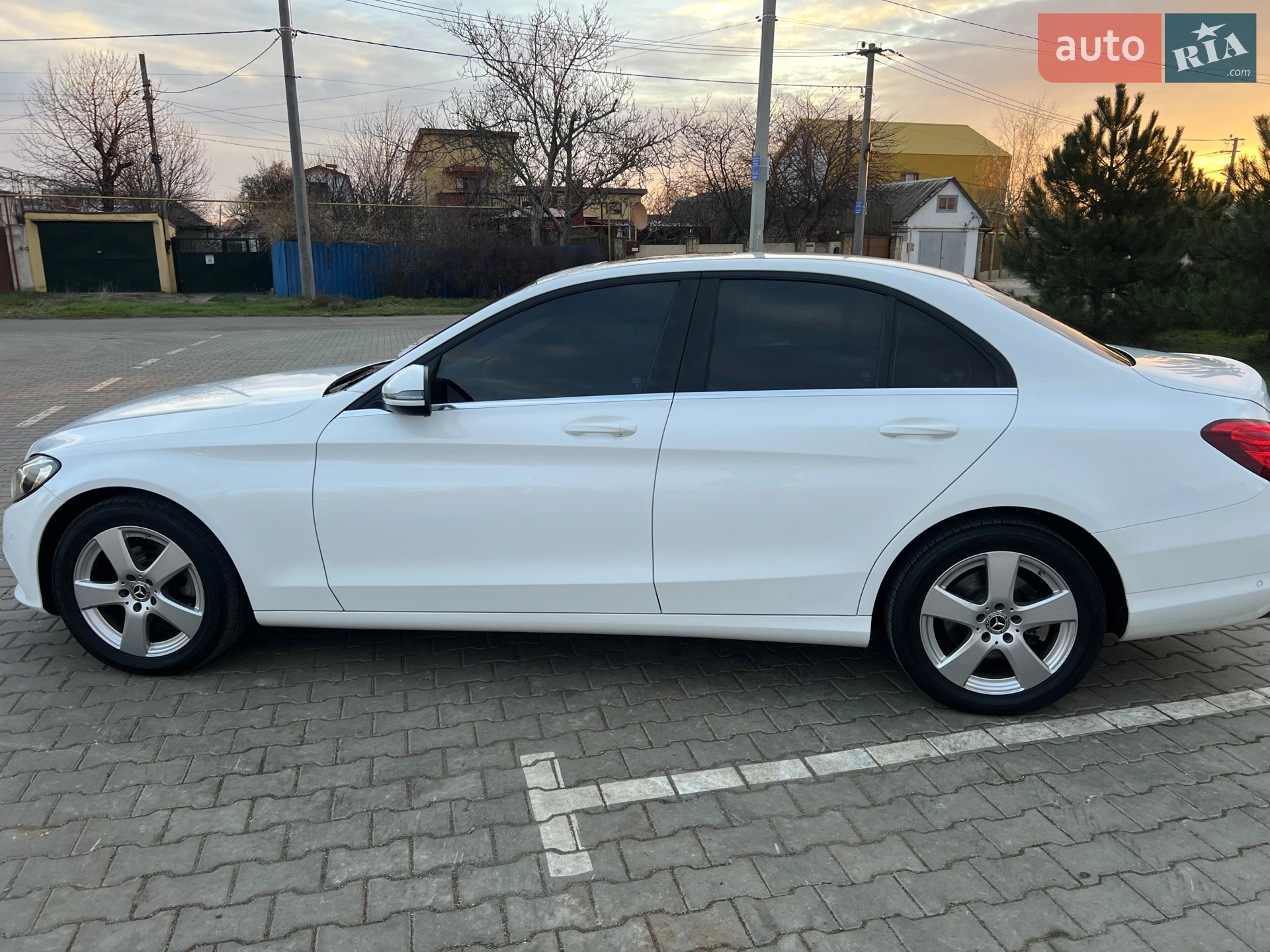 Mercedes-Benz C-Class 2017 VIN WDDWF3HB5JR314374 фото оголошення 13 з 65