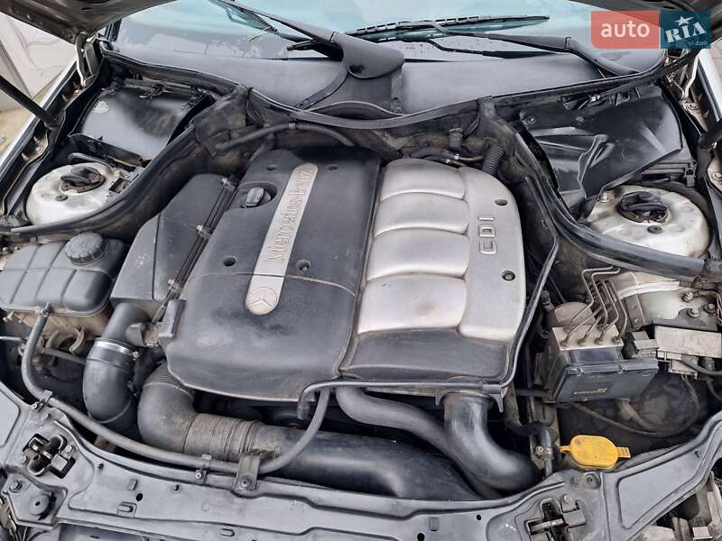 Универсал Mercedes-Benz C-Class 2003 в Киеве