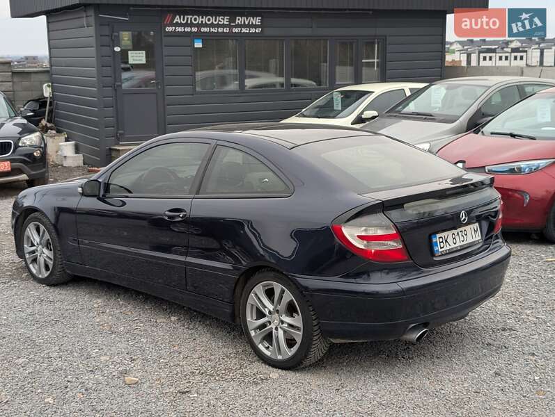 Купе Mercedes-Benz C-Class 2005 в Рівному