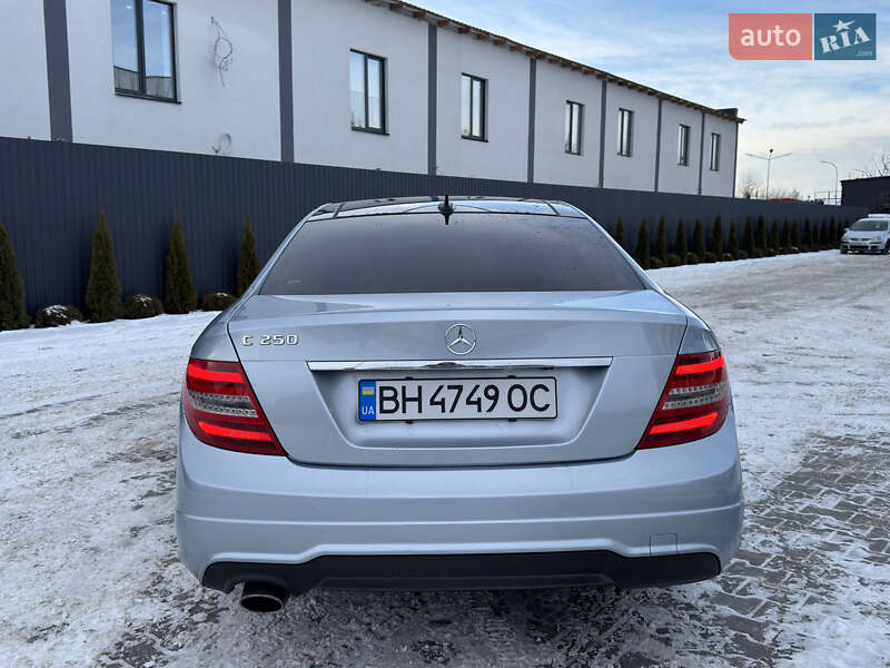 Купе Mercedes-Benz C-Class 2012 в Вінниці