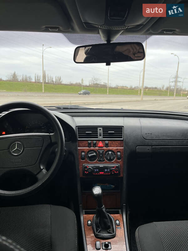 Седан Mercedes-Benz C-Class 1998 в Одесі