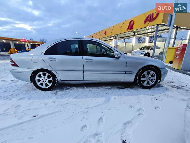Седан Mercedes-Benz C-Class 2000 в Луцьку