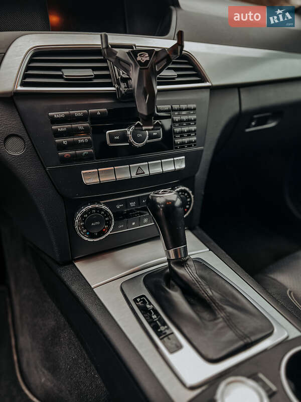 Купе Mercedes-Benz C-Class 2012 в Николаеве