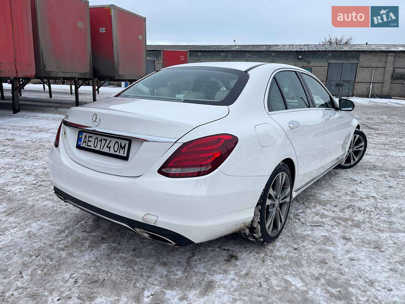 Седан Mercedes-Benz C-Class 2016 в Киеве