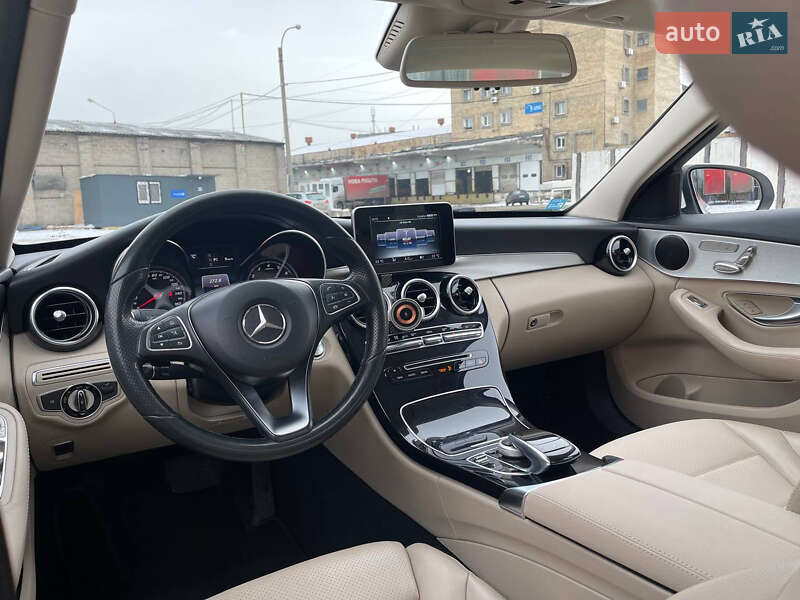 Седан Mercedes-Benz C-Class 2016 в Киеве