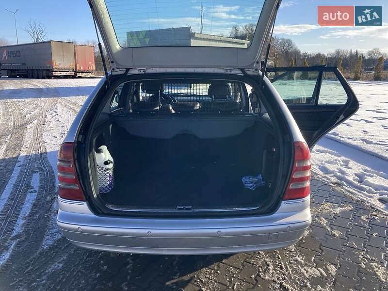 Универсал Mercedes-Benz C-Class 2002 в Луцке