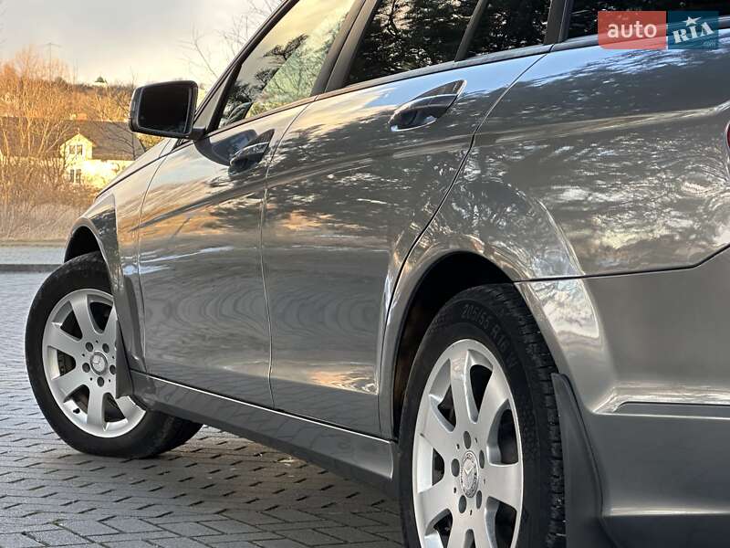 Универсал Mercedes-Benz C-Class 2013 в Дрогобыче