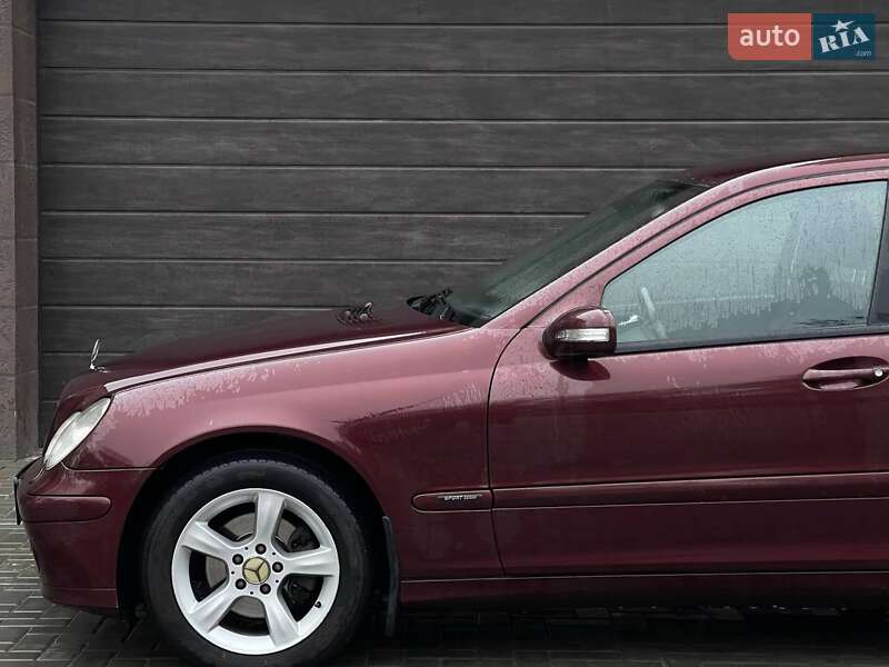 Седан Mercedes-Benz C-Class 2006 в Миколаєві фото 3 Седан Mercedes-Benz C-Class 2006 в Миколаєві