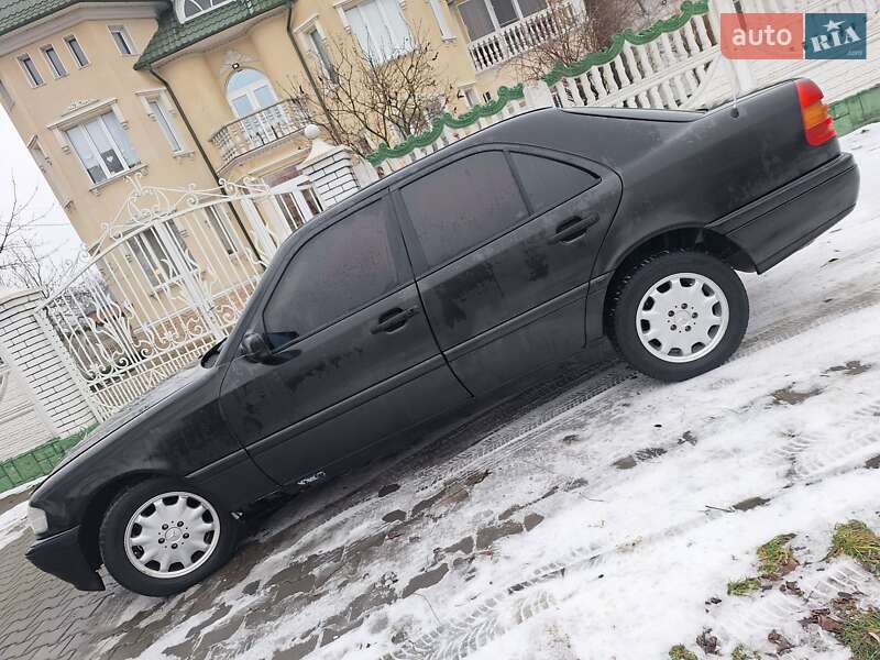 Седан Mercedes-Benz C-Class 1994 в Черновцах фото 3 Седан Mercedes-Benz C-Class 1994 в Черновцах