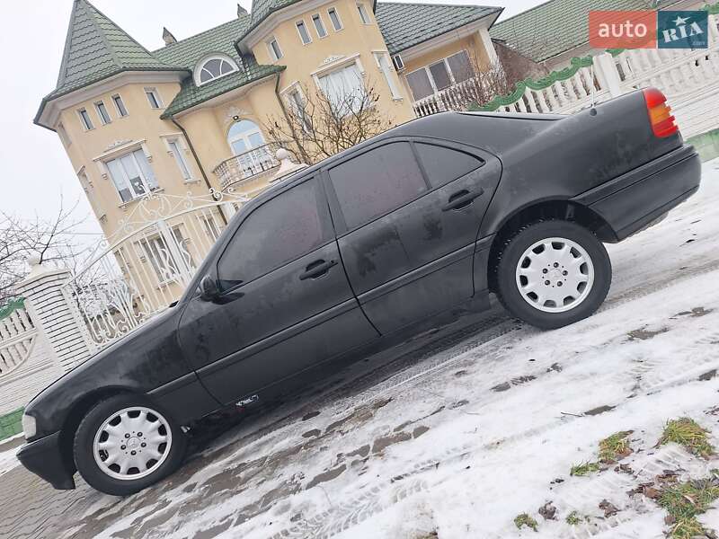 Седан Mercedes-Benz C-Class 1994 в Черновцах фото 44 Седан Mercedes-Benz C-Class 1994 в Черновцах