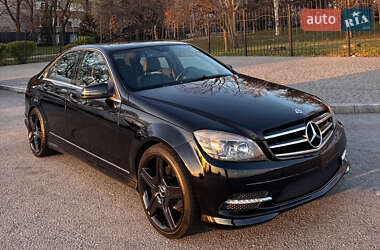 Седан Mercedes-Benz C-Class 2010 в Запоріжжі