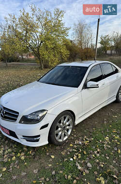 Седан Mercedes-Benz C-Class 2013 в Кривом Роге