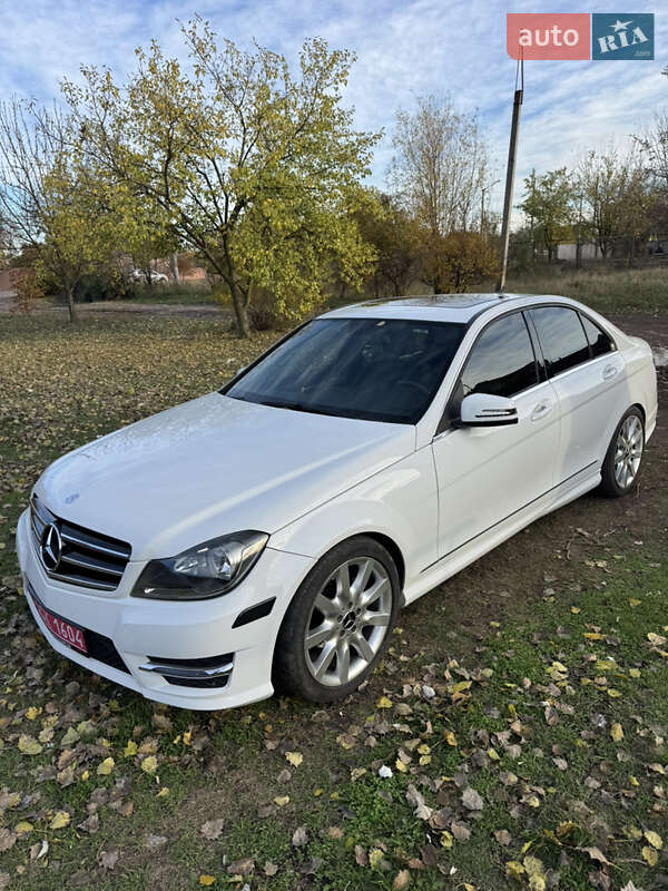 Mercedes-Benz C-Class 2013