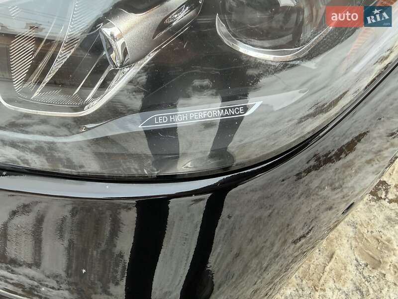 Седан Mercedes-Benz C-Class 2023 в Києві