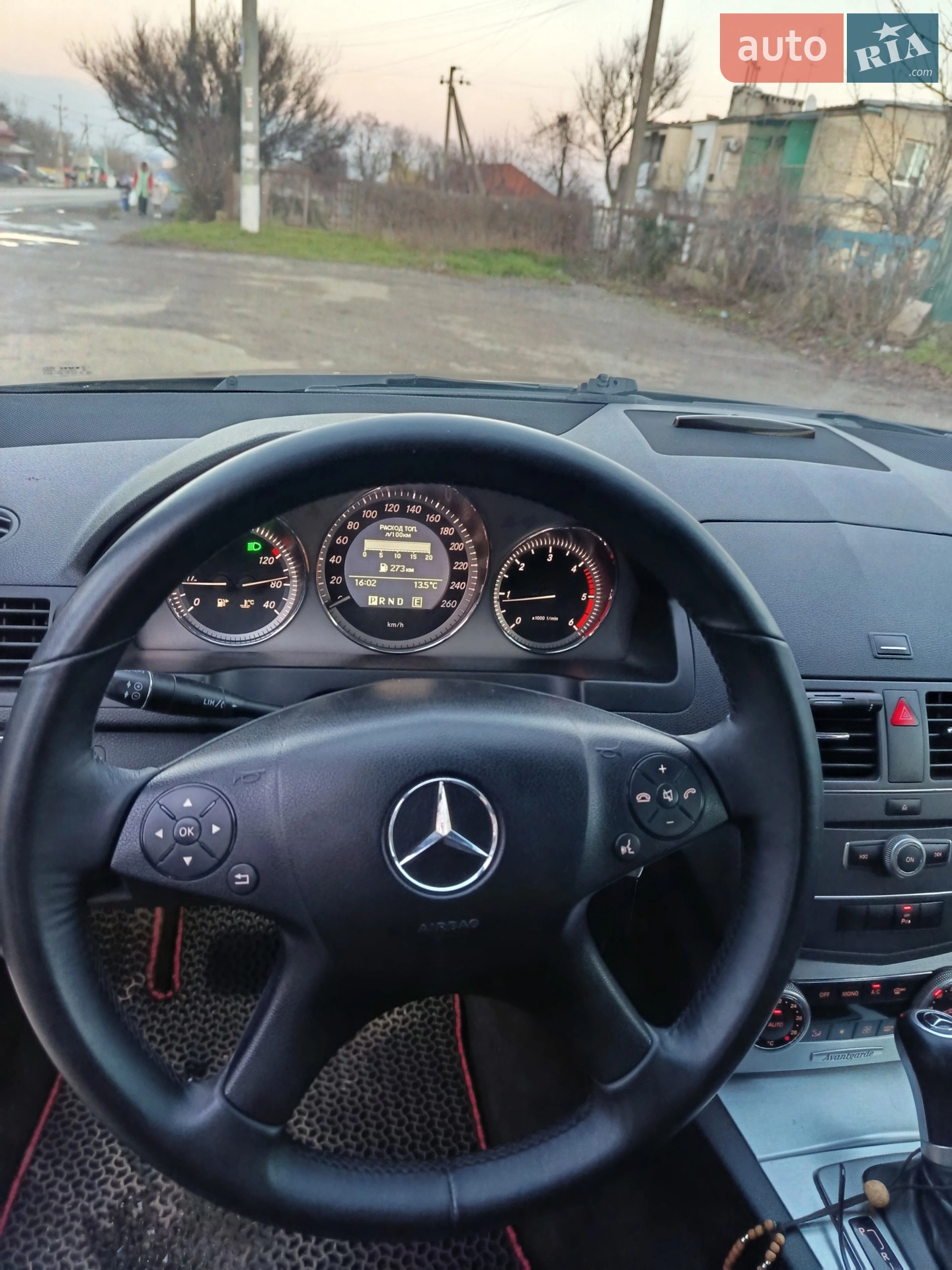 2010 Mercedes-Benz C-klasse - мініатюра 12