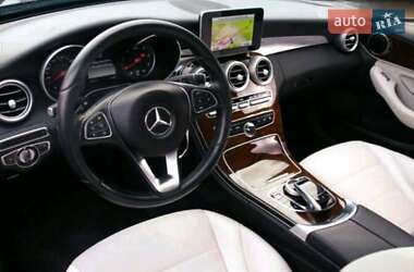 Седан Mercedes-Benz C-Class 2015 в Львове