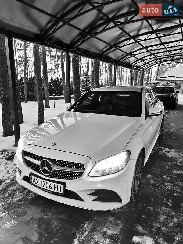 Mercedes-Benz C-Class 2018